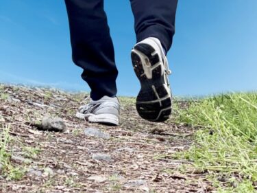 【脳卒中リハビリ】歩く時、膝が“棒”のようになってしまう際のリハビリ方法